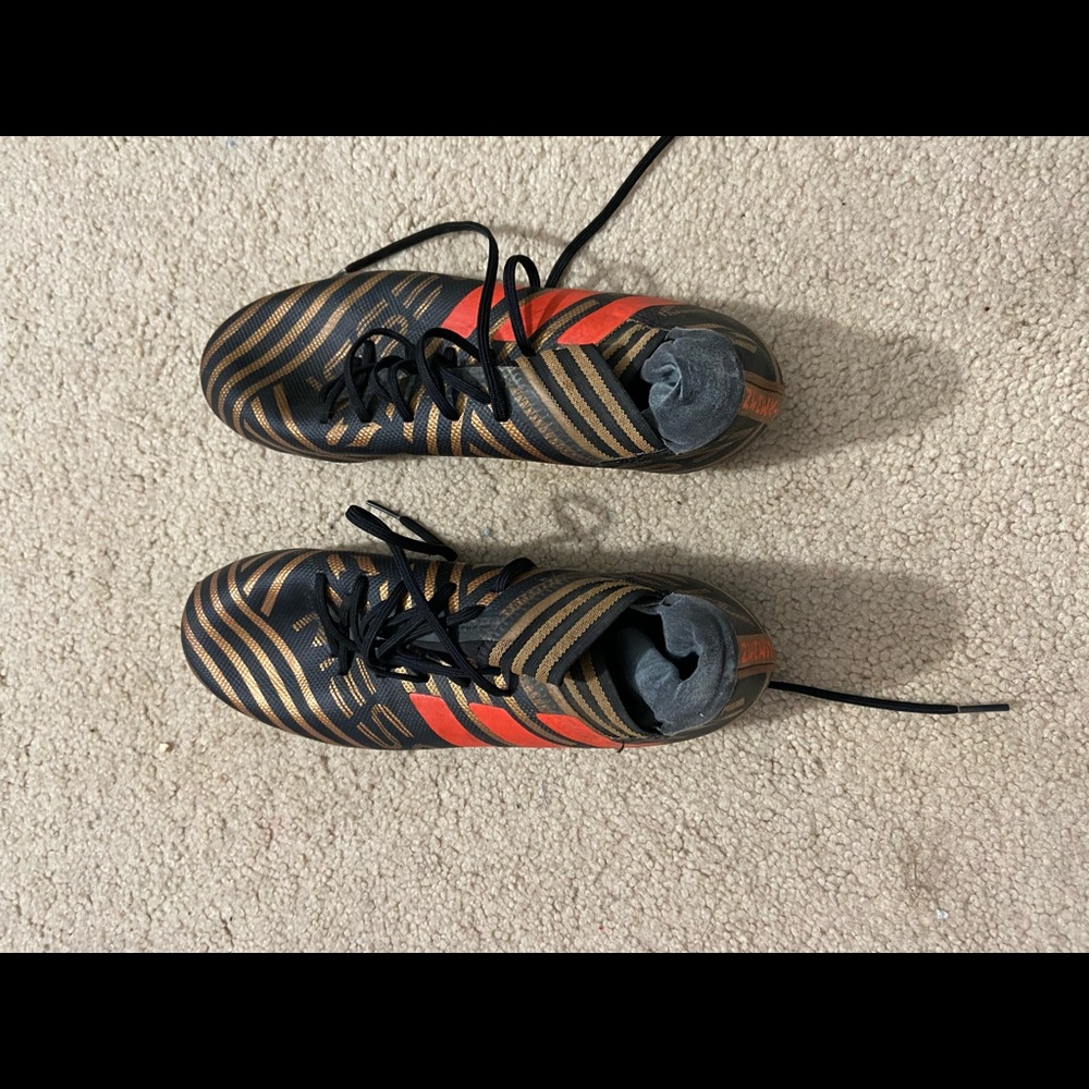 men’s outdoor soccer cleats